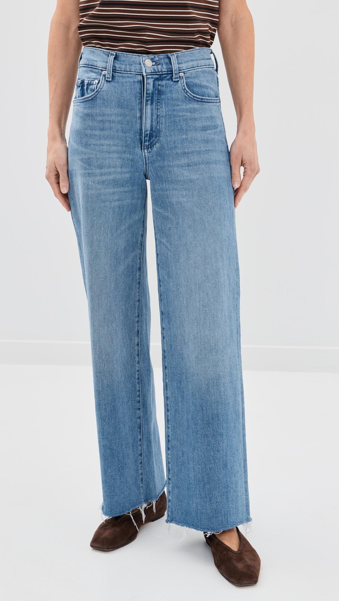 Petite Column Jeans by LE JEAN