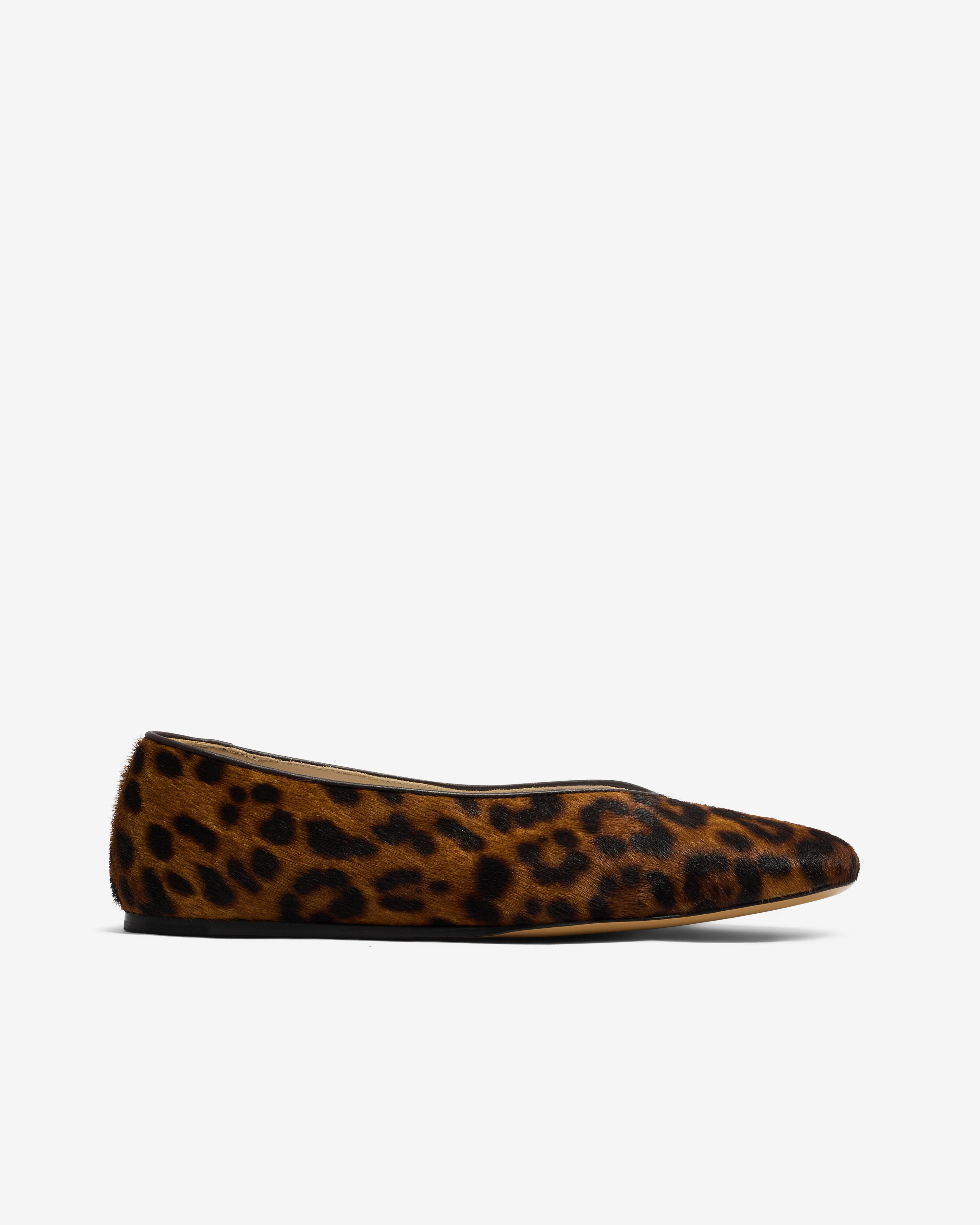 Le Monde Beryl - Women's Regency Slipper - (Leopard) by LE MONDE BERYL