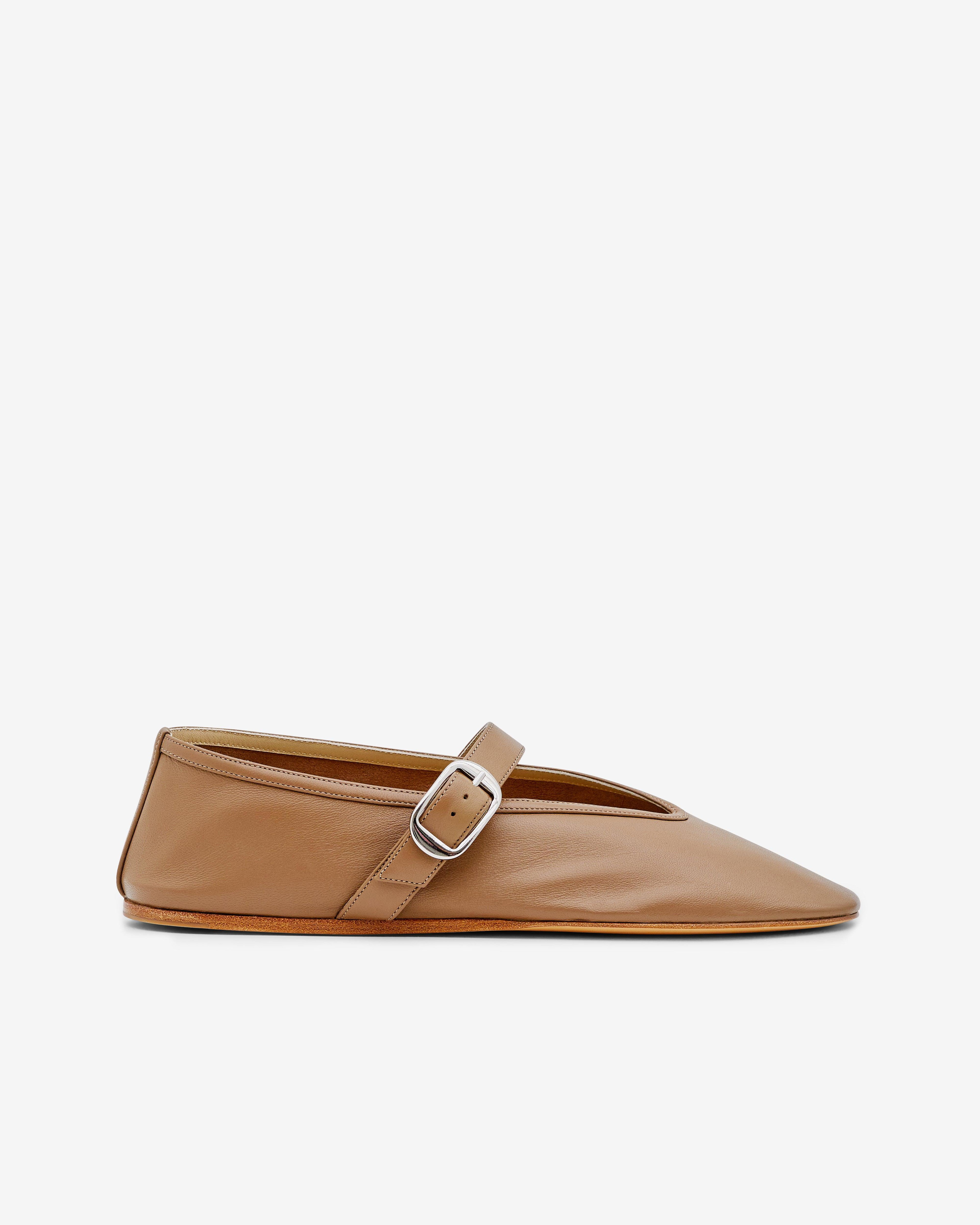 Le Monde Beryl - Women’s Stella Slipper Leather - (Taupe) by LE MONDE BERYL