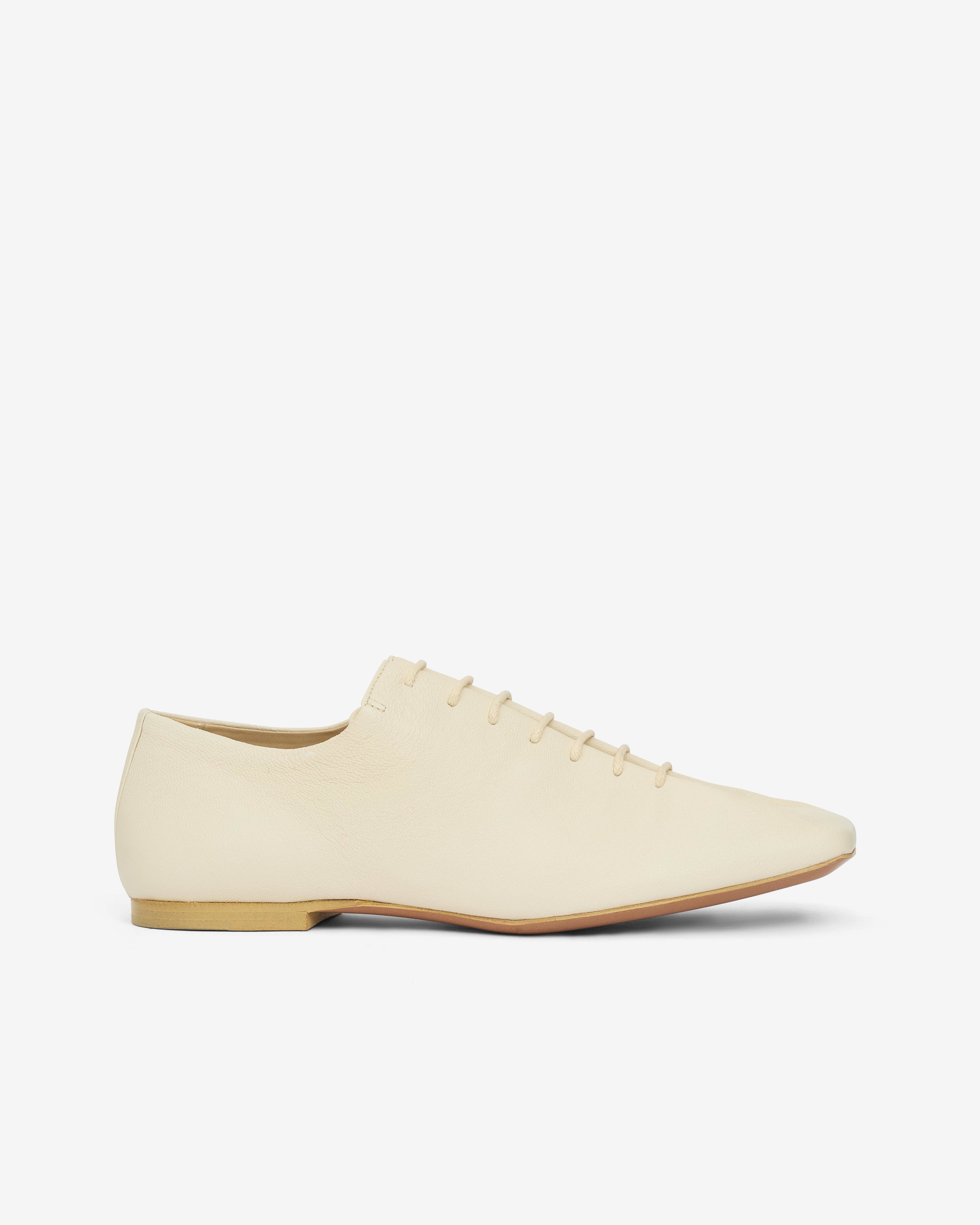 Lemaire  - Women's Souris Flat Classic Derbies - (White) by LEMAIRE