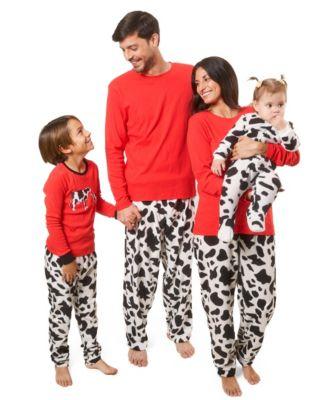 Men’s Cotton Top and Fleece Pants Holiday Pajamas by LEVERET