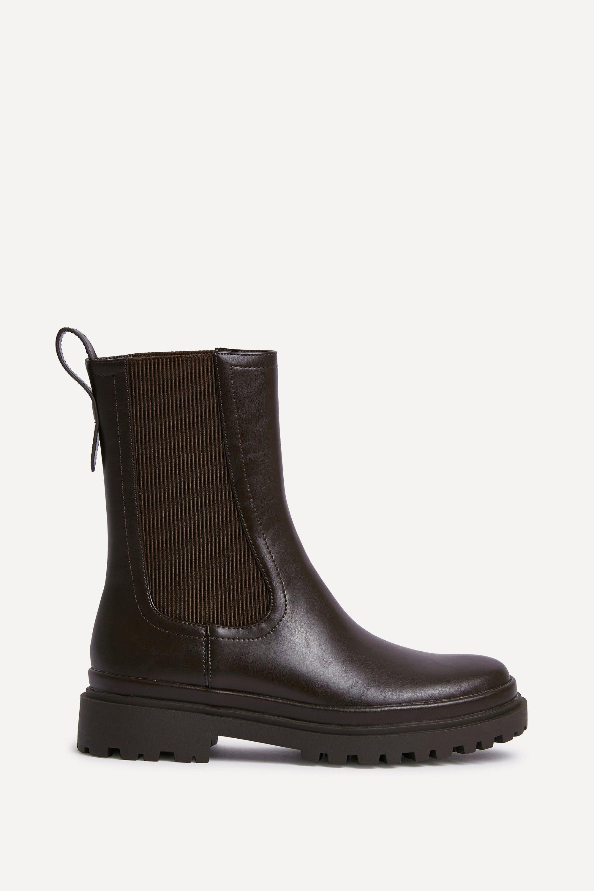 Command Brown Chunky Chelsea Boots by LINZI