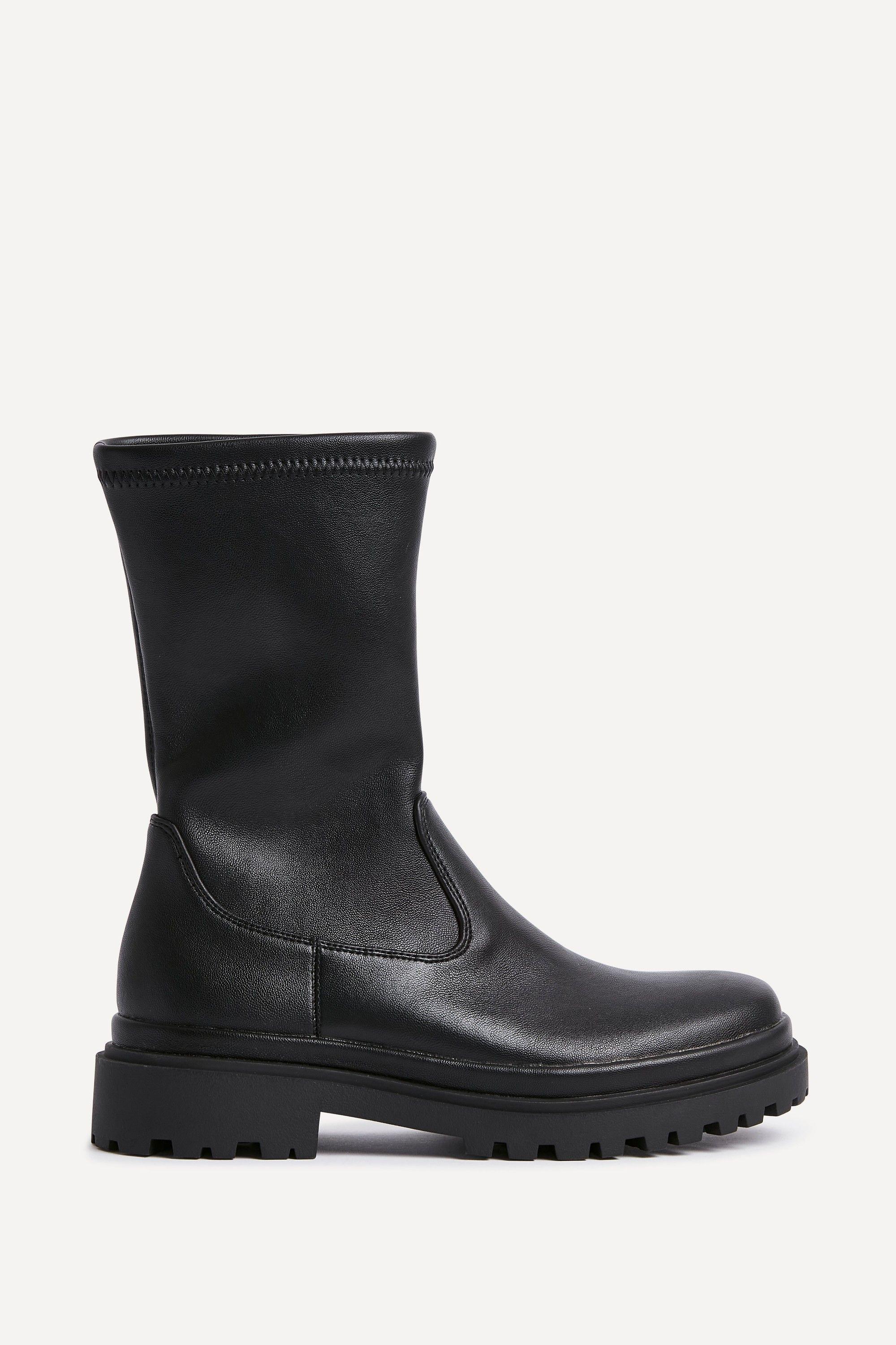 Edge Black Platform Ankle Boots by LINZI