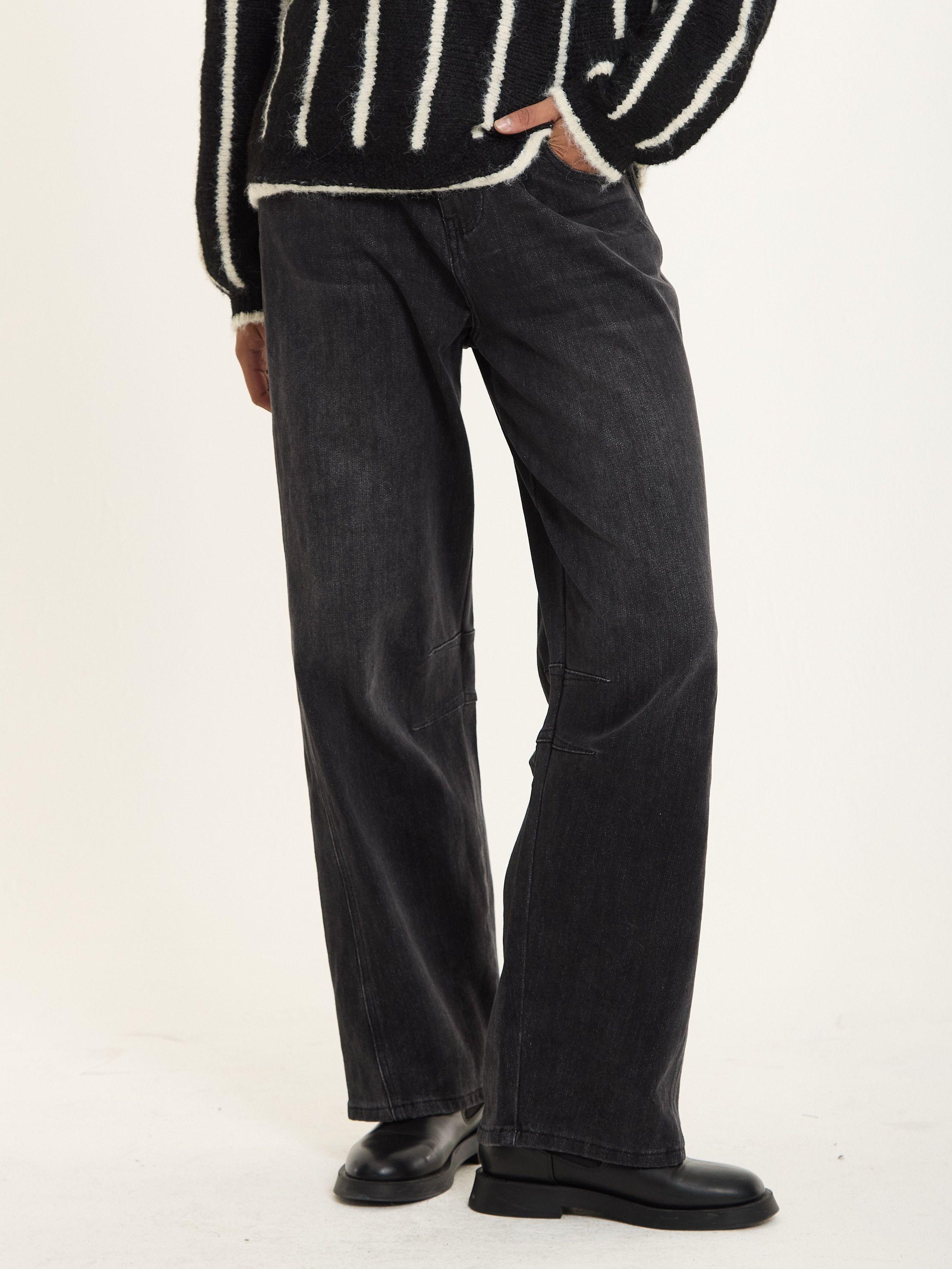 Black Relaxed Fit Jeans by LIQUORISH