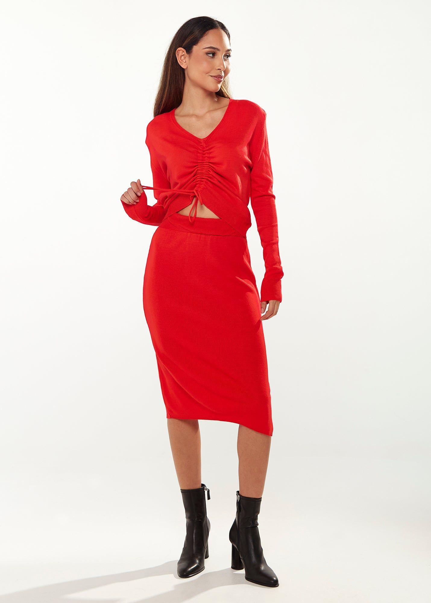 Liquorish Knitted Set in Red by LIQUORISH
