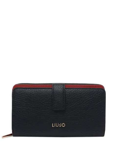 logo-detail wallet by LIU JO
