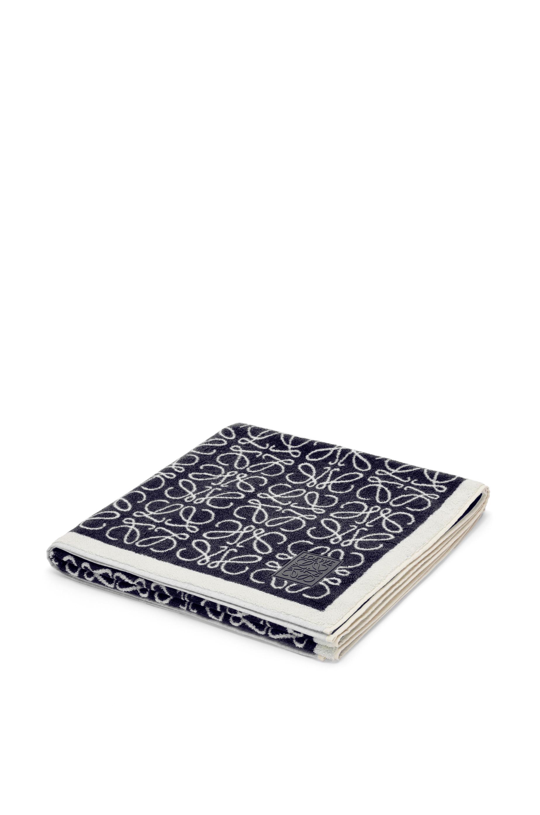 Anagram towel in cotton by LOEWE