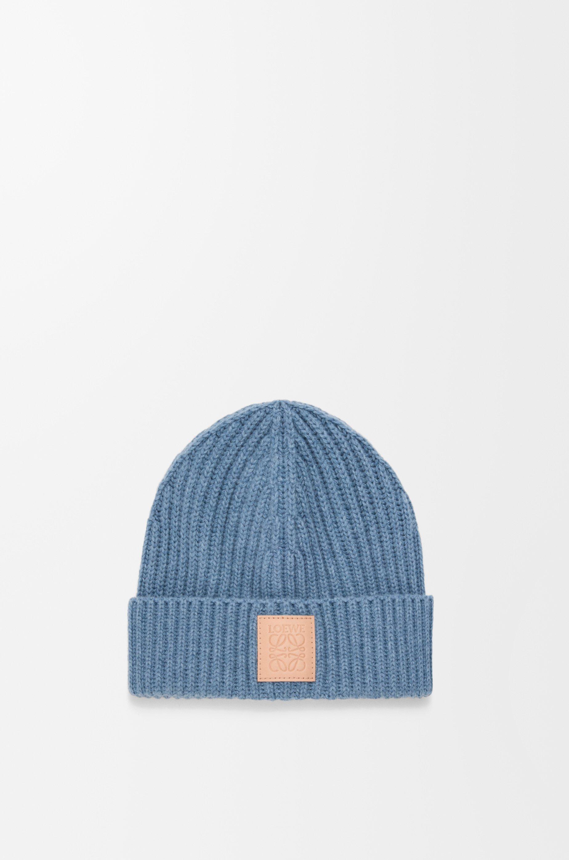 Beanie in cashmere by LOEWE