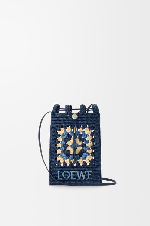 Drawstring pocket in classic calfskin and raffia by LOEWE