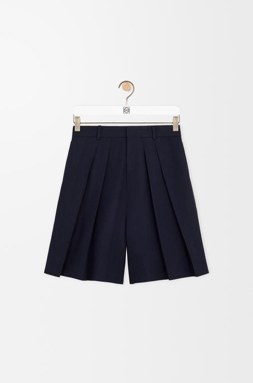 Pleated shorts in cotton and linen by LOEWE