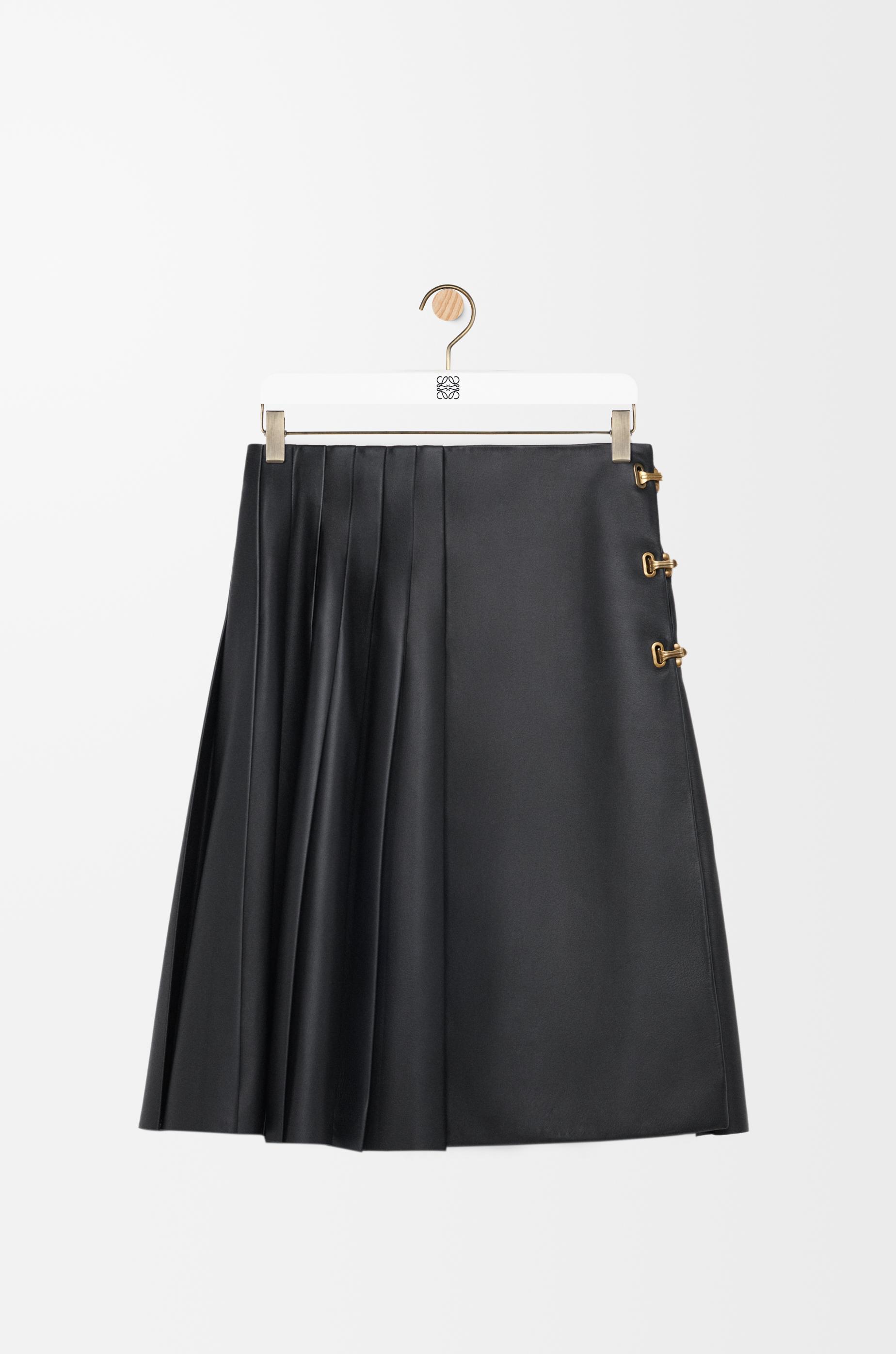 Pleated skirt in nappa lambskin by LOEWE