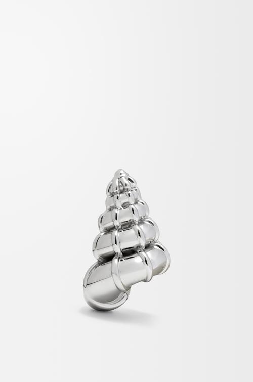 Shell dice by LOEWE