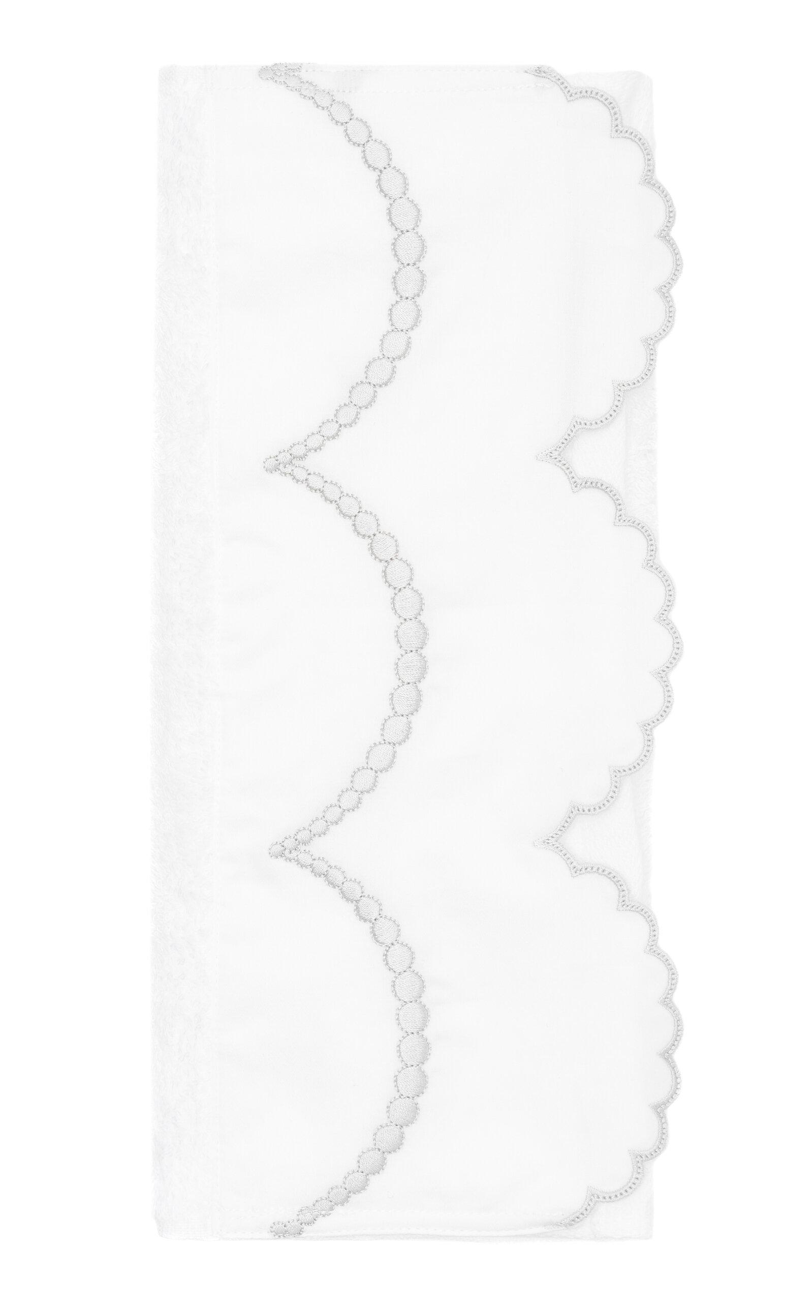 Los Encajeros - Exclusive Perlas Cotton Guest Towel - White - Moda Operandi by LOS ENCAJEROS