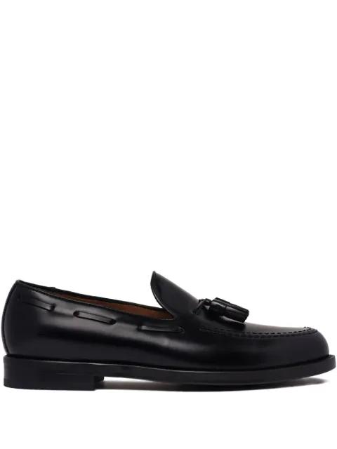 Class tassel flat shoes by LOTTUSSE