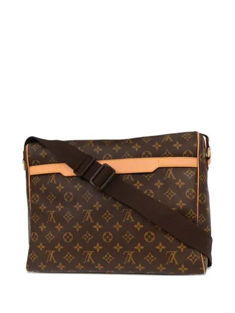 2004 Abbesses Monogram shoulder bag by LOUIS VUITTON 