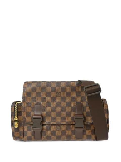 2006 Reporter Melville shoulder bag by LOUIS VUITTON 