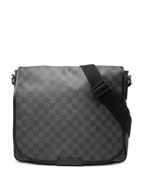 2010 Damier Graphite Daniel MM crossbody bag by LOUIS VUITTON 