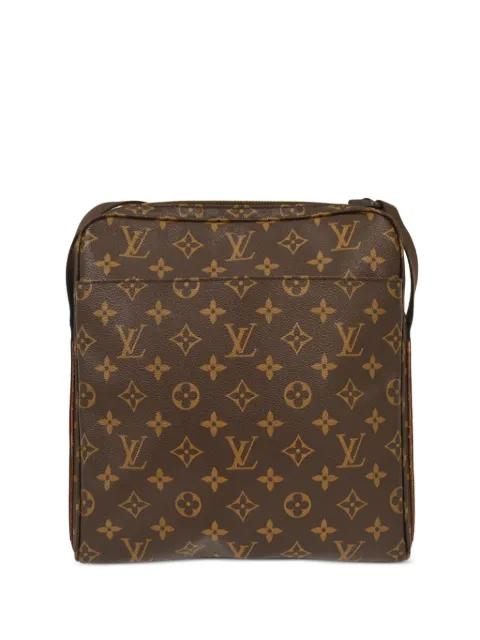 2010 Trotteur Beaubourg shoulder bag by LOUIS VUITTON 