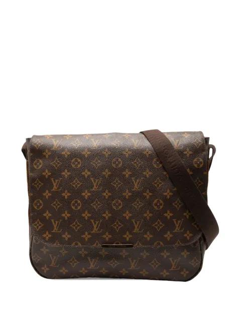 2011 Monogram Beaubourg Messenger MM crossbody bag by LOUIS VUITTON 