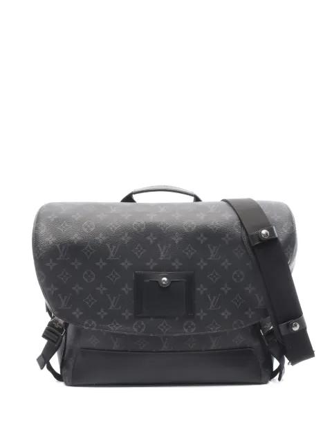 2017 MM Messenger Voyager shoulder bag by LOUIS VUITTON 