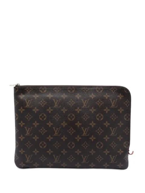 2017 Monogram Etui Voyage MM clutch bag by LOUIS VUITTON 