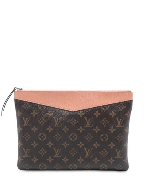 2018 Monogram Daily Pouch clutch bag by LOUIS VUITTON 