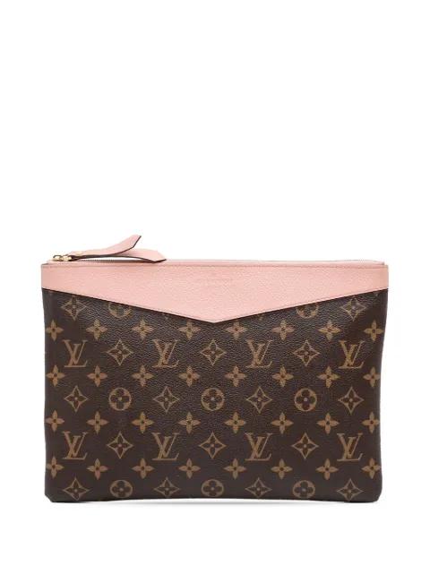 2018 Monogram Daily Pouch clutch bag by LOUIS VUITTON 