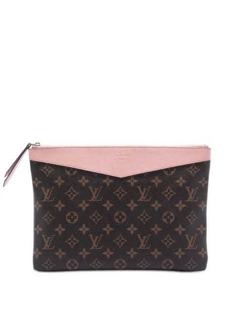 2018 Monogram Daily Pouch clutch bag by LOUIS VUITTON 