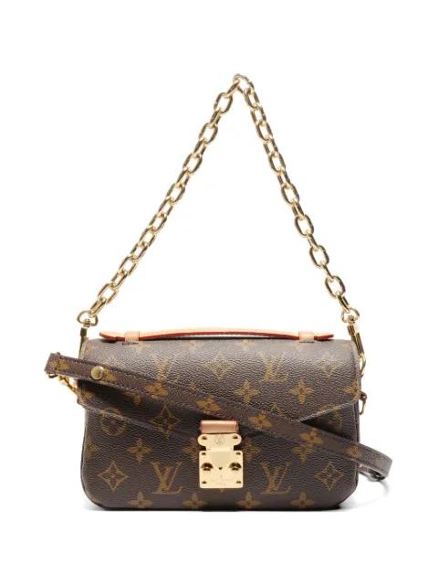 2021 monogram chain shoulder bag by LOUIS VUITTON 