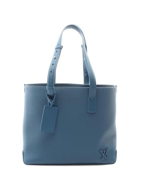 2021s Aerogram Fast Line tote bag by LOUIS VUITTON 