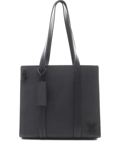 2021s Aerogram Takeoff leather tote bag by LOUIS VUITTON 