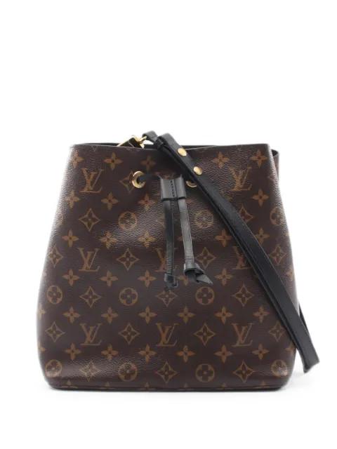 2021s NéoNoé monogram-pattern shoulder bag by LOUIS VUITTON 