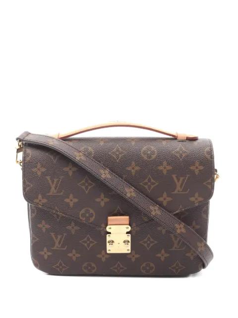 2021s Pochette Métis MM Monogram handbag by LOUIS VUITTON 