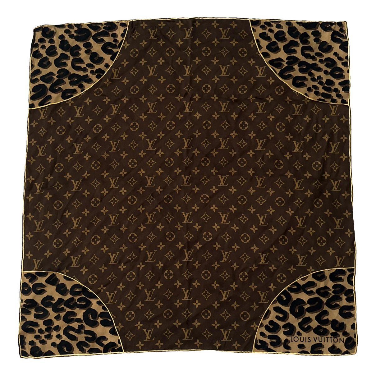 Châle Beyond Monogram silk neckerchief by LOUIS VUITTON