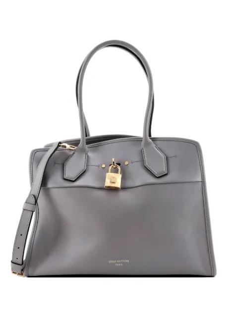 City Steamer Soft Handbag Leather MM shoulder bag by LOUIS VUITTON 