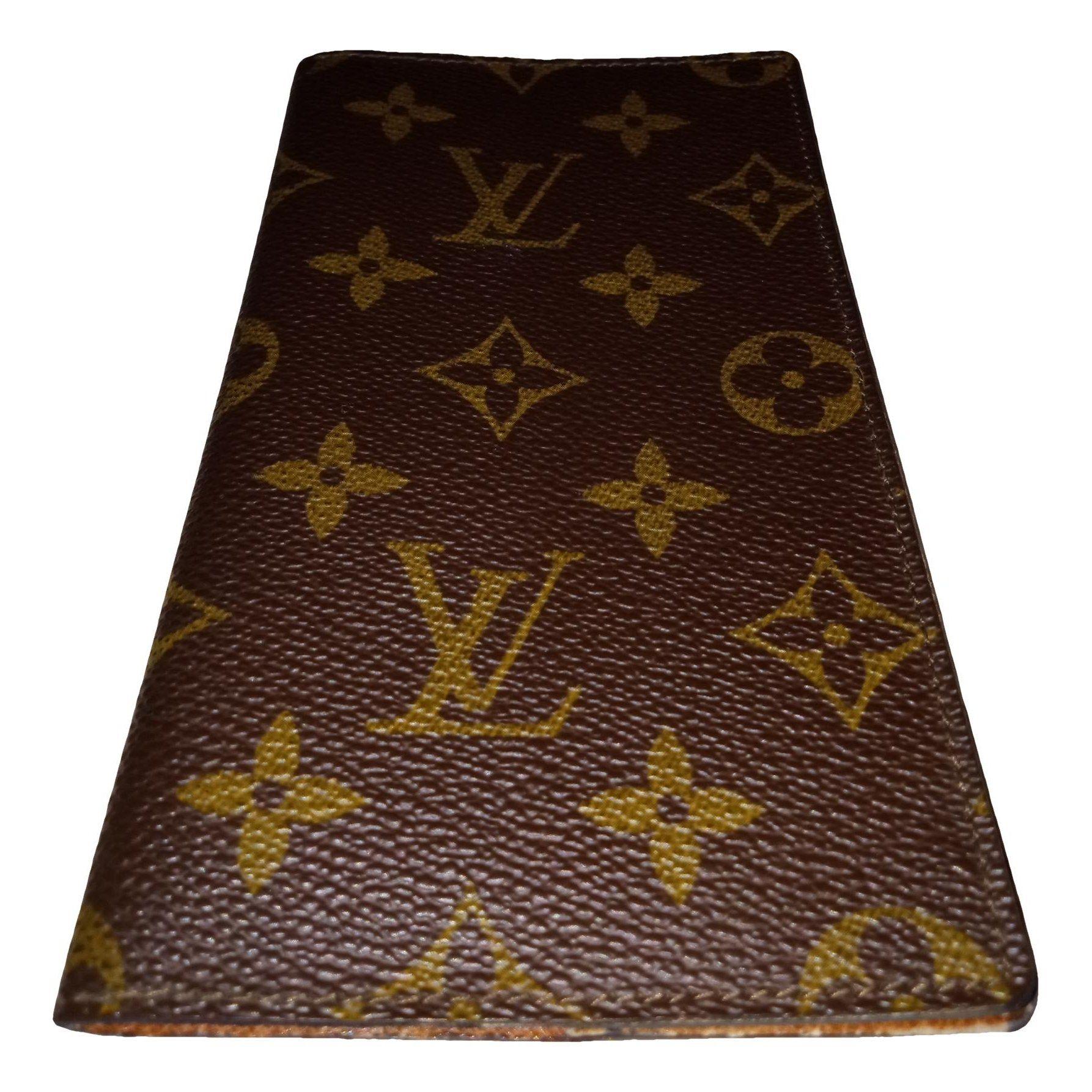 Daily leather clutch by LOUIS VUITTON Daily leather clutch by LOUIS VUITTON