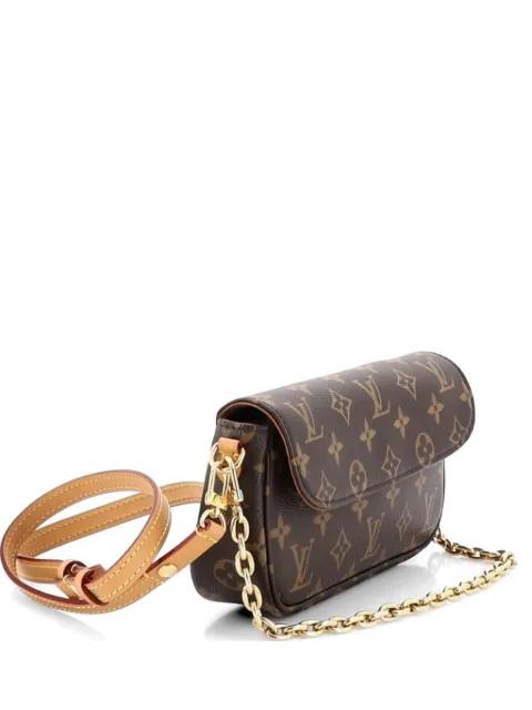 Ivy Wallet on Chain Monogram Canvas shoulder bag by LOUIS VUITTON 