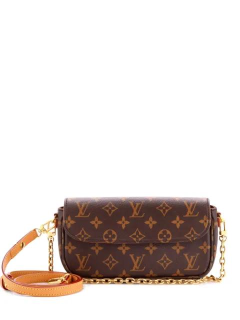Ivy Wallet on Chain Monogram Canvas shoulder bag by LOUIS VUITTON 