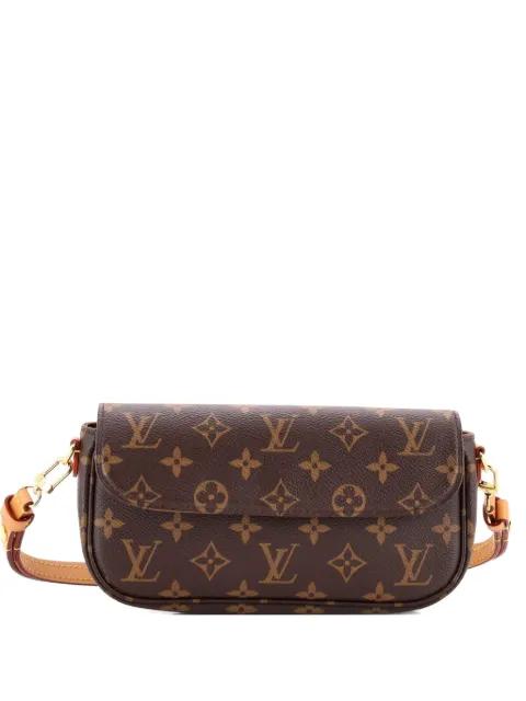 Ivy Wallet on Chain Monogram Canvas shoulder bag by LOUIS VUITTON 