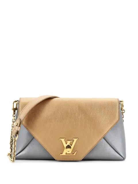 Love Note Chain Clutch Leather crossbody bag by LOUIS VUITTON 
