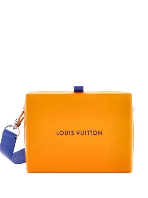 Shopper Leather clutch bag by LOUIS VUITTON 