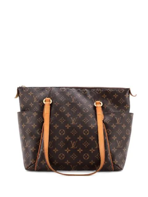Totally Handbag Monogram Canvas MM shoulder bag by LOUIS VUITTON 