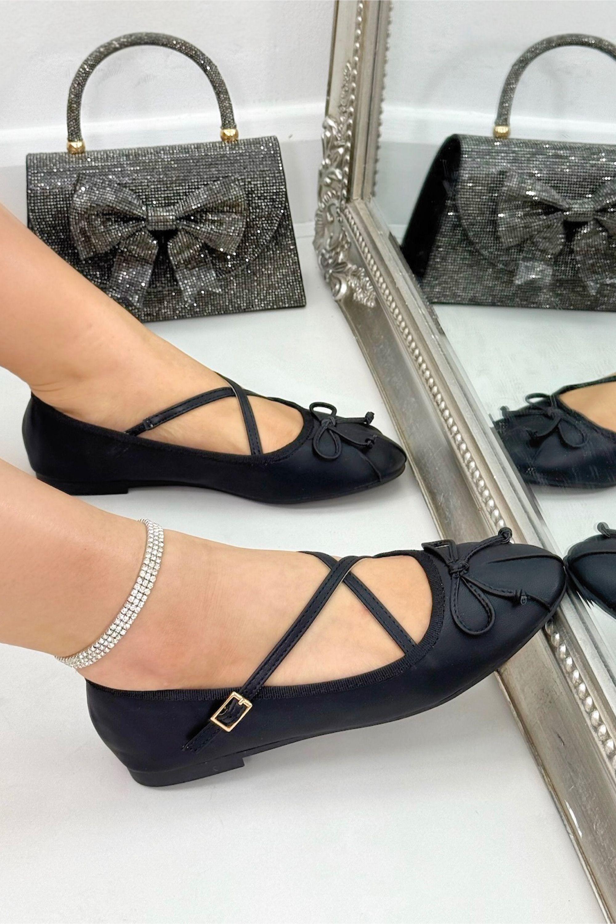 Chic Bow Crisscross Strap Ballet Flats by LOVE LEMONADE