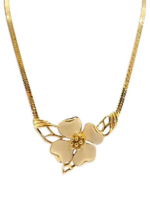 Dogwood flower-pendant necklace by MADISON