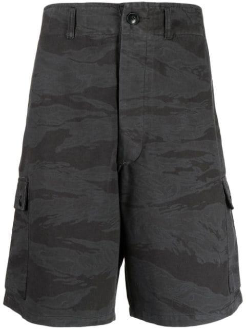 camouflage-print cargo shorts by MAHARISHI
