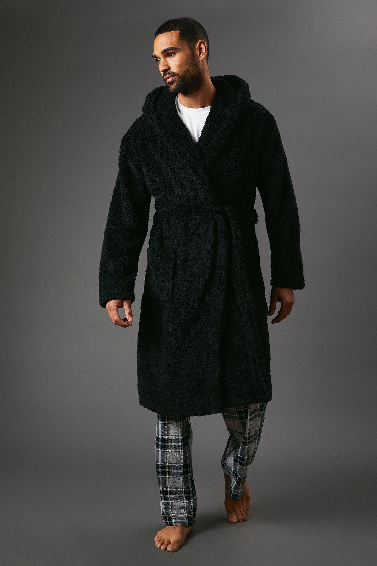 Black Chunky Sherpa Hooded Dressing Gown by MAINE