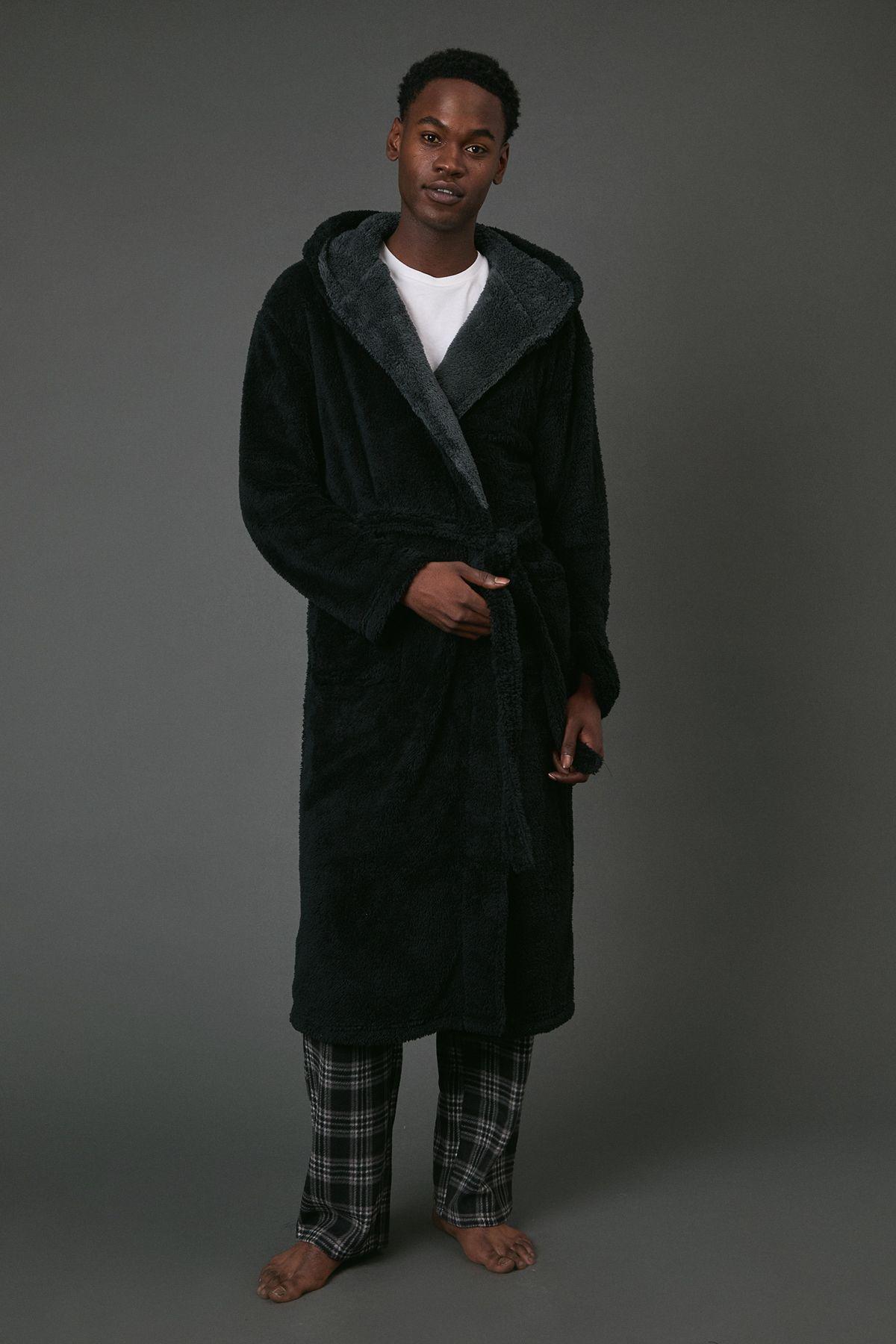 Black Contrast Sherpa Hooded Dressing Gown by MAINE