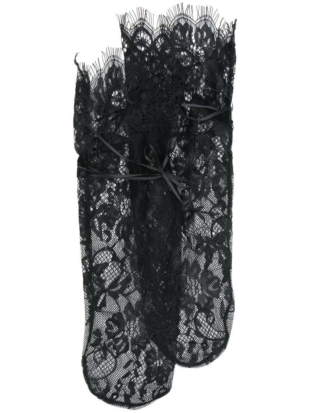 lace mid-calf socks by MAISON CLOSE