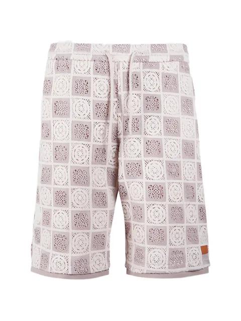 flower pattern crochet shorts by MAISON HIDEOUT