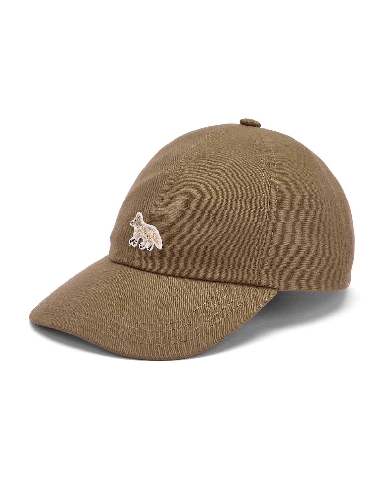 Baby fox cap by MAISON KITSUNE